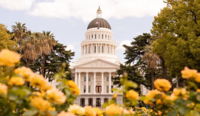 California, devlet teknolojisi yenilemesi için Ripple ve Coinbase’i seçti.