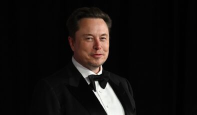 Elon Musk’ın yeni parti kurma anketi %64 oy aldı